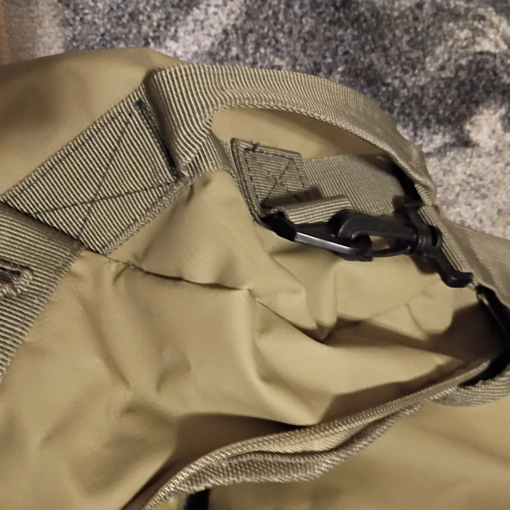Ducks Unlimited Men's Duffel Bag - Khaki